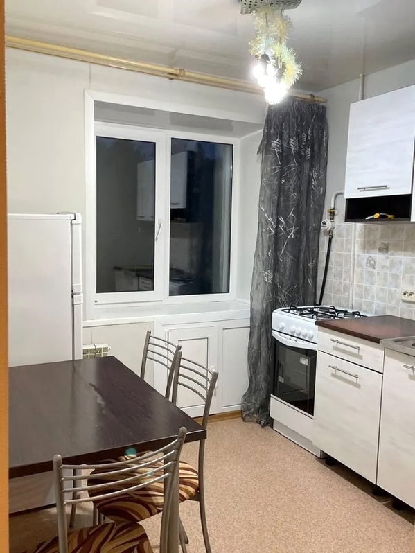 1-комнатная квартира в аренду, Новосибирская область, Новосибирск г. Ватутина ул. 35 — 28…