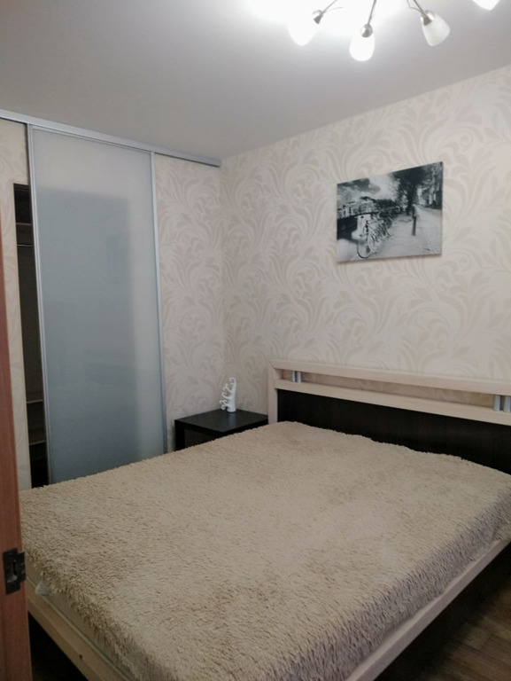 2-комнатная квартира в аренду, Новосибирск, Ватутина ул. 49 — 22 000 ₽/мес