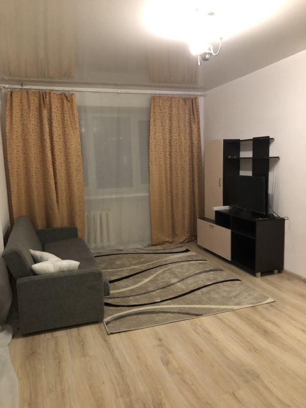 1-комнатная квартира в аренду, Новосибирск, Блюхера ул. 17 — 17 000 ₽/мес