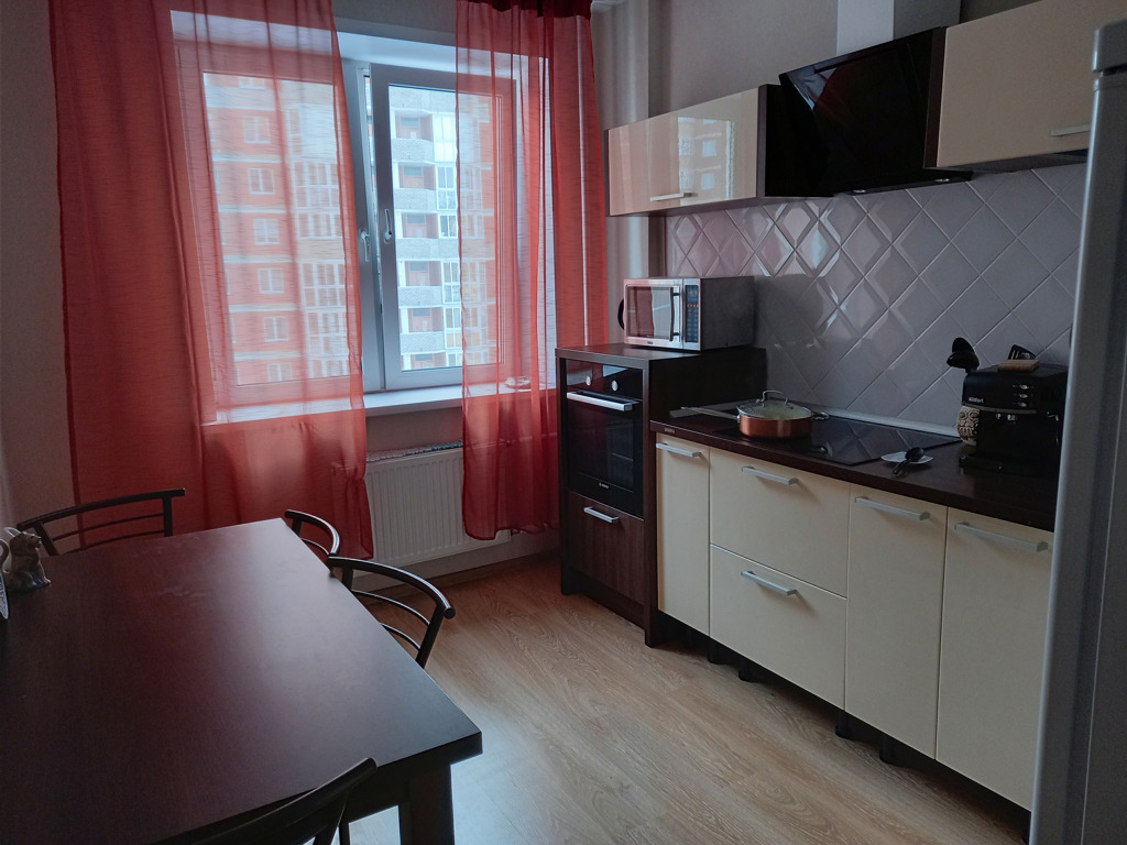 1-комнатная квартира в аренду, Новосибирск, Плановая ул. 52 — 17 500 ₽/мес