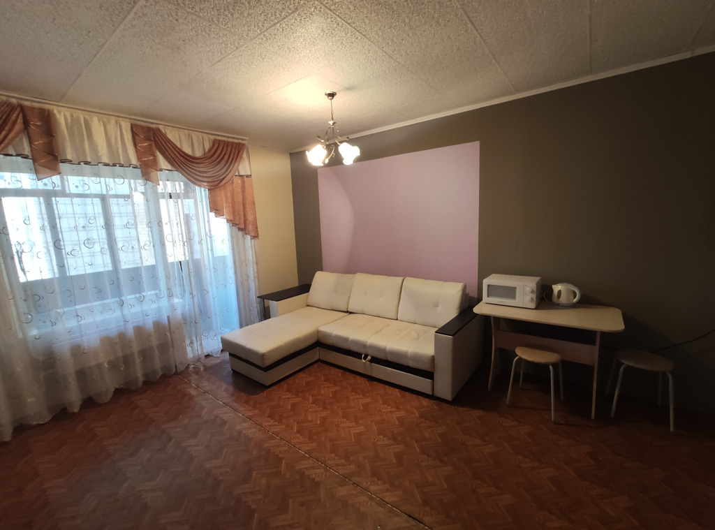 1-комнатная квартира в аренду, Новосибирск, Петухова ул. 12 — 11 000 ₽/мес