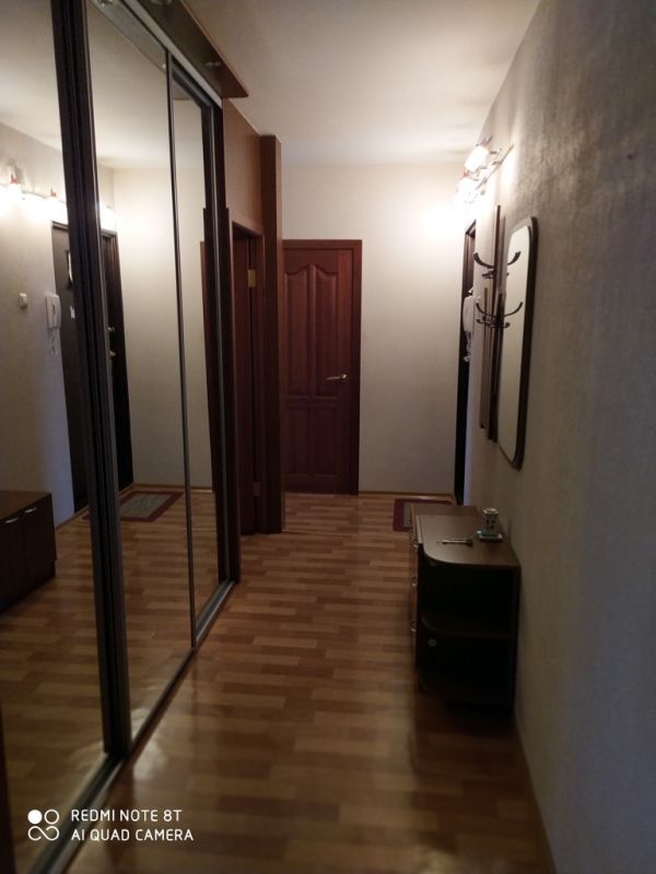 3-комнатная квартира в аренду, Новосибирск, им. Дуси Ковальчук пл. 73 — 25 000 ₽/мес