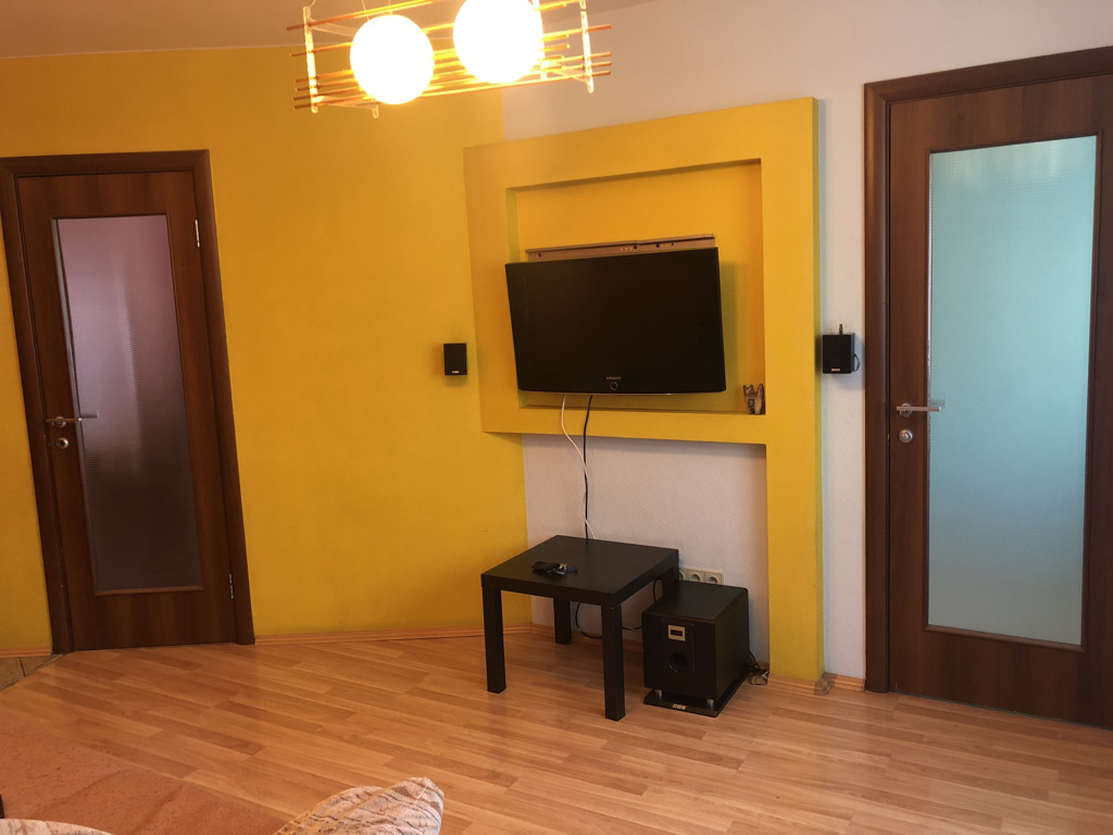 2-комнатная квартира в аренду, Новосибирск, Советская ул. 77а — 20 000 ₽/мес