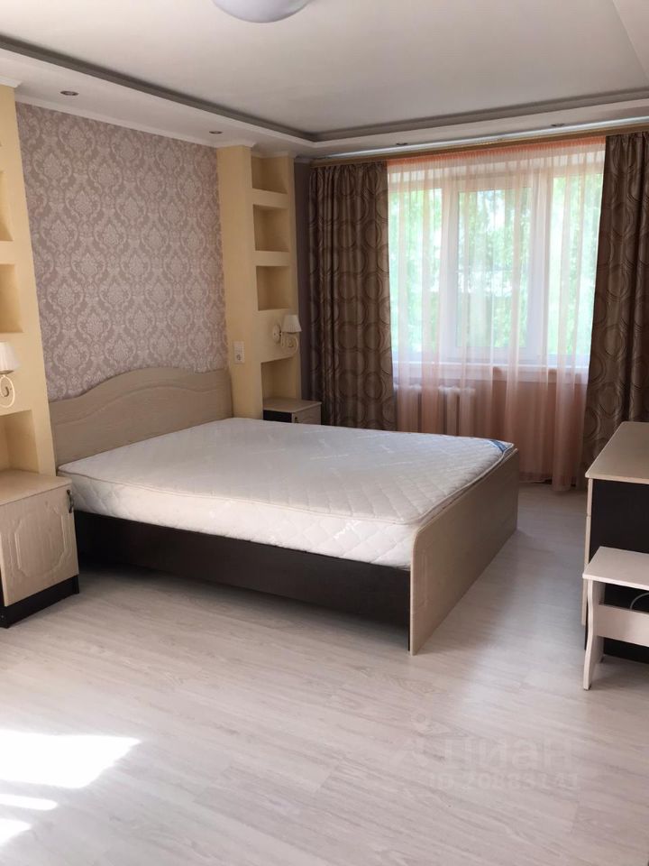 2-комнатная квартира в аренду, Новосибирск, им. Дуси Ковальчук пл. 87/1 — 30 000 ₽/мес