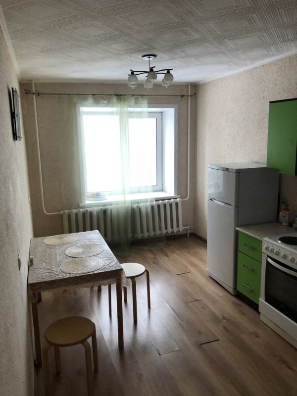 1-комнатная квартира в аренду, Новосибирск, Революции ул. 10 — 22 000 ₽/мес
