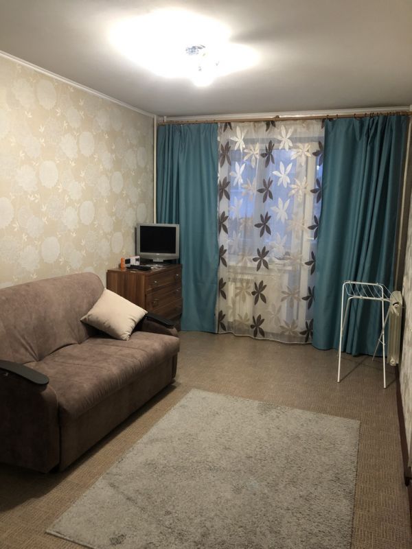 2-комнатная квартира в аренду, Новосибирск, Московская ул. 163 — 30 000 ₽/мес
