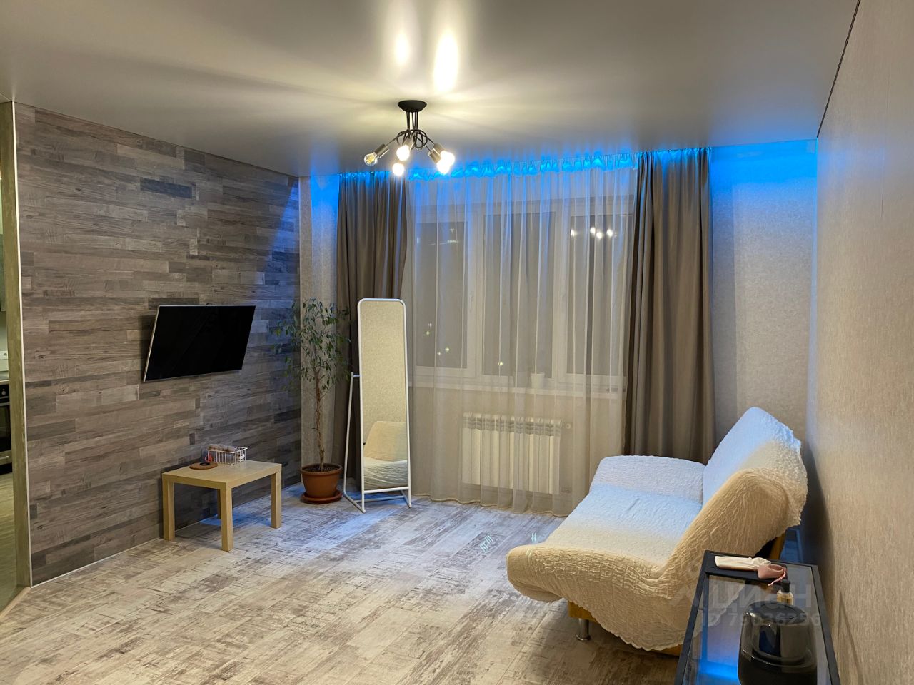 1-комнатная квартира в аренду, Новосибирск, Шевченко ул. 11 — 30 000 ₽/мес