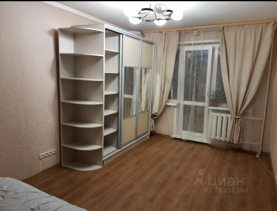 1-комнатная квартира в аренду, Новосибирск, Есенина ул. 35 — 18 000 ₽/мес